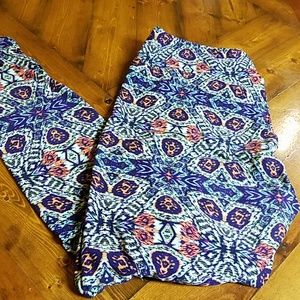 LuLaRoe soft leggings great condition